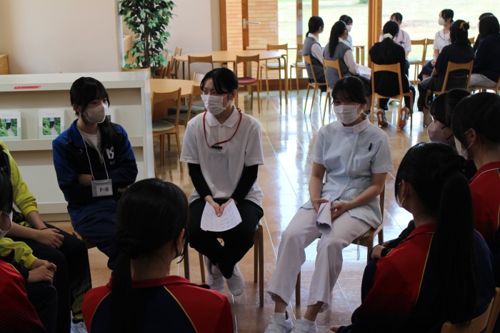 在校生との懇談